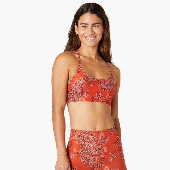 Beyond Yoga Other - Beyond Yoga Women's SoftMark Slim Racerback Sports Bra in Chai & Paprika Paisley
